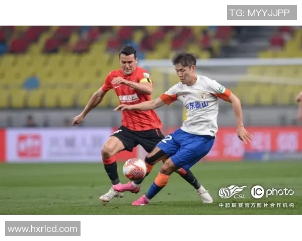 谢鹏飞足球：从青训到职业生涯的奋斗历程与精彩瞬间